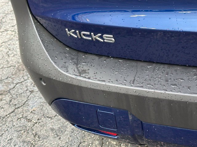 Certified 2025 Nissan Kicks SR w/ SR Premium Package AWD/4WD image 14