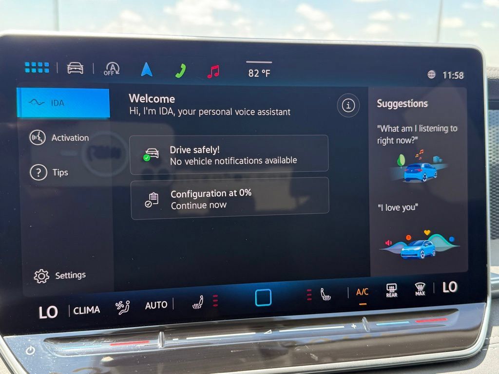 Certified 2025 Volkswagen Tiguan SE FWD image 21