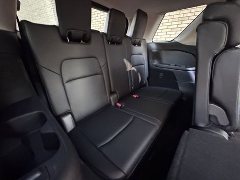 Used 2024 Nissan Pathfinder Platinum w/ Cargo Package image 15