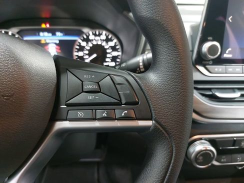 Certified 2025 Nissan Altima 2.5 SV image 19