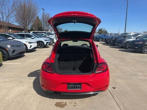 Used 2017 Volkswagen Beetle 1.8T SEL image 9