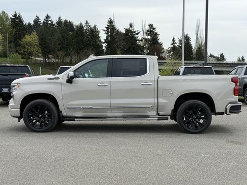 New 2026 Chevrolet Silverado 1500 High Country w/ Technology Package image 2