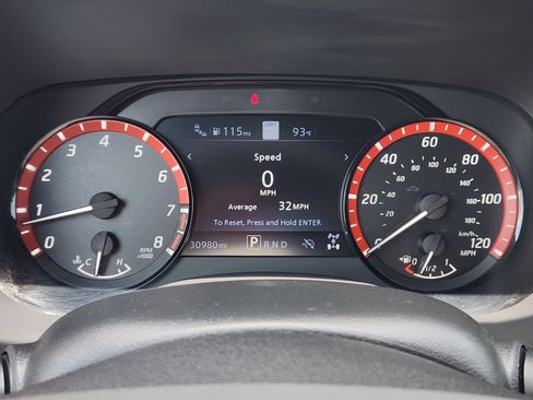 Used 2024 Nissan Frontier PRO-4X w/ Pro Convenience Package AWD/4WD image 18