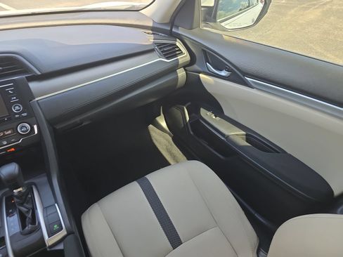 Used 2020 Honda Civic LX image 11