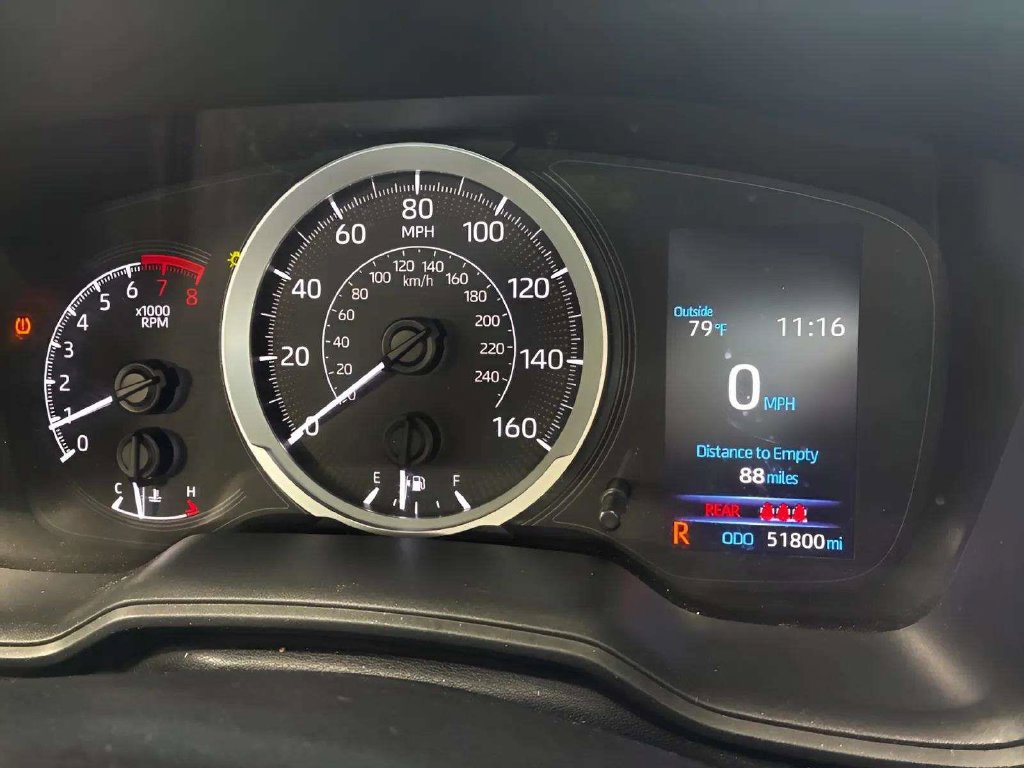 Used 2022 Toyota Corolla LE FWD image 13