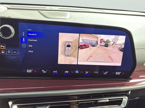Used 2024 Chevrolet Traverse Z71 w/ Enhanced Driving Package AWD/4WD image 29