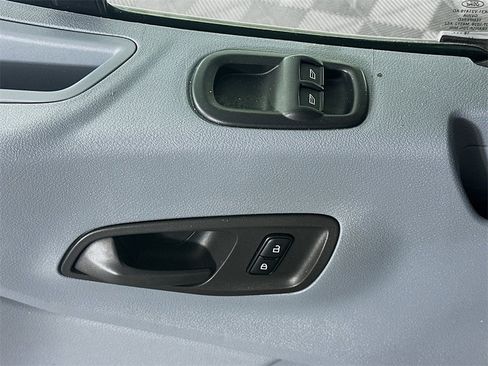 Used 2019 Ford Transit 350 XLT image 23