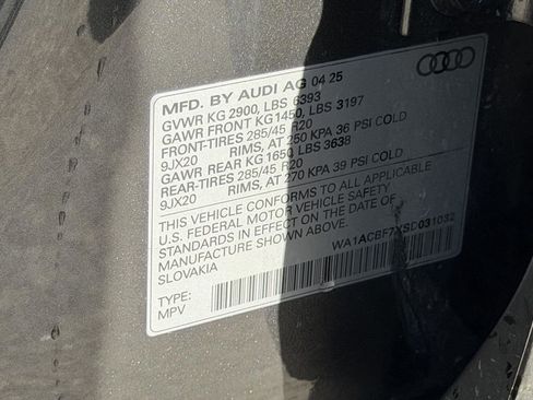 Used 2025 Audi Q7 2.0T Premium w/ Convenience Plus Package AWD/4WD image 31