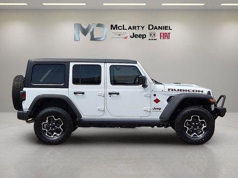 Used 2023 Jeep Wrangler Unlimited Rubicon AWD/4WD image 6