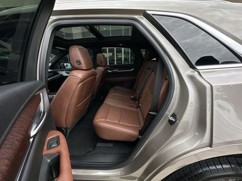 Certified 2023 Cadillac XT5 Premium Luxury FWD image 31