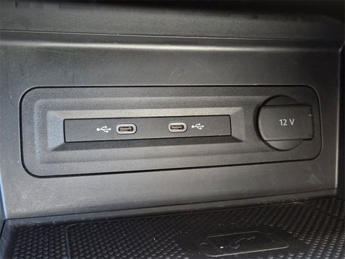 Used 2023 Volkswagen Atlas SE w/ Black Wheel Package image 21