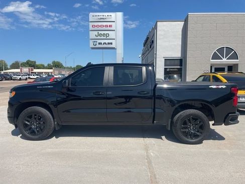 Used 2023 Chevrolet Silverado 1500 RST AWD/4WD image 1