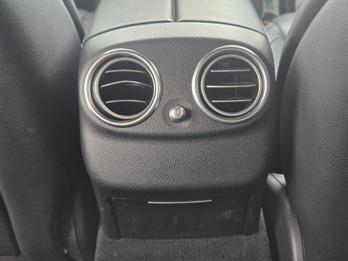 Used 2020 Mercedes-Benz E 450 4MATIC Sedan image 36