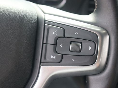 Used 2025 Chevrolet Silverado 1500 LT AWD/4WD image 24