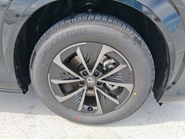 New 2026 Lexus RZ 450e AWD w/ Convenience Package image 10