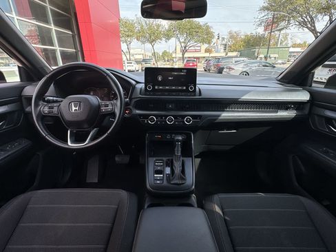 Certified 2025 Honda CR-V Sport image 9