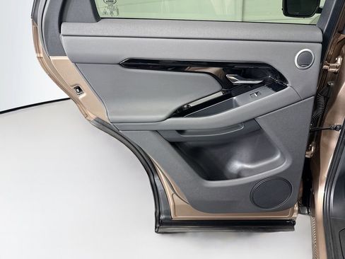 Certified 2025 Land Rover Range Rover Evoque S image 25