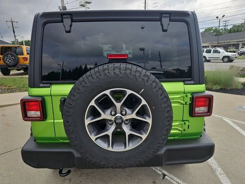 Used 2026 Jeep Wrangler Unlimited Sport AWD/4WD image 11