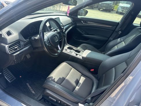 Used 2022 Honda Accord Sport image 9