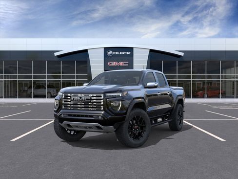 New 2026 GMC Canyon Denali w/ LPO, Denali Black Edition AWD/4WD image 8
