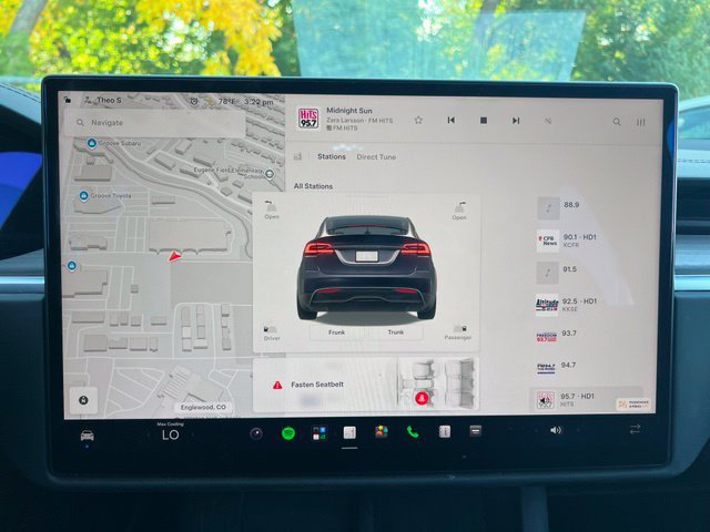 Used 2025 Tesla Model X AWD/4WD image 16