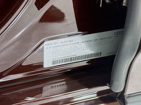 Used 2020 Audi S8 L image 36