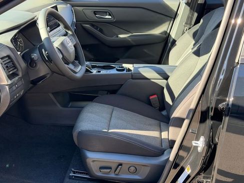 New 2026 Nissan Rogue SV AWD/4WD image 21