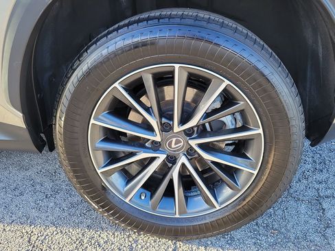 Used 2023 Lexus NX 250 FWD image 11