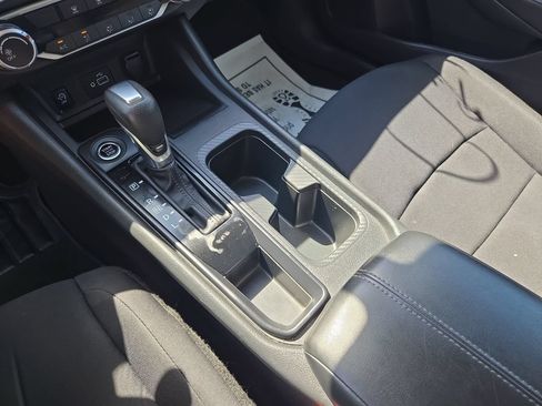 Used 2024 Nissan Sentra S FWD image 18