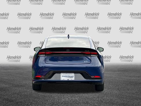 Used 2024 Toyota Prius XLE image 6
