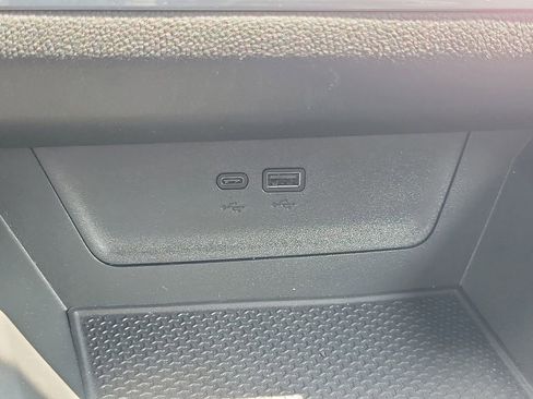 Used 2025 Chevrolet Equinox LT FWD image 31