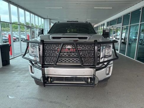 Used 2022 GMC Sierra 2500 Denali w/ Denali Ultimate Package AWD/4WD image 2