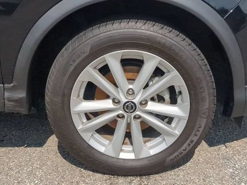 Used 2019 Nissan Rogue Sport SV FWD image 10
