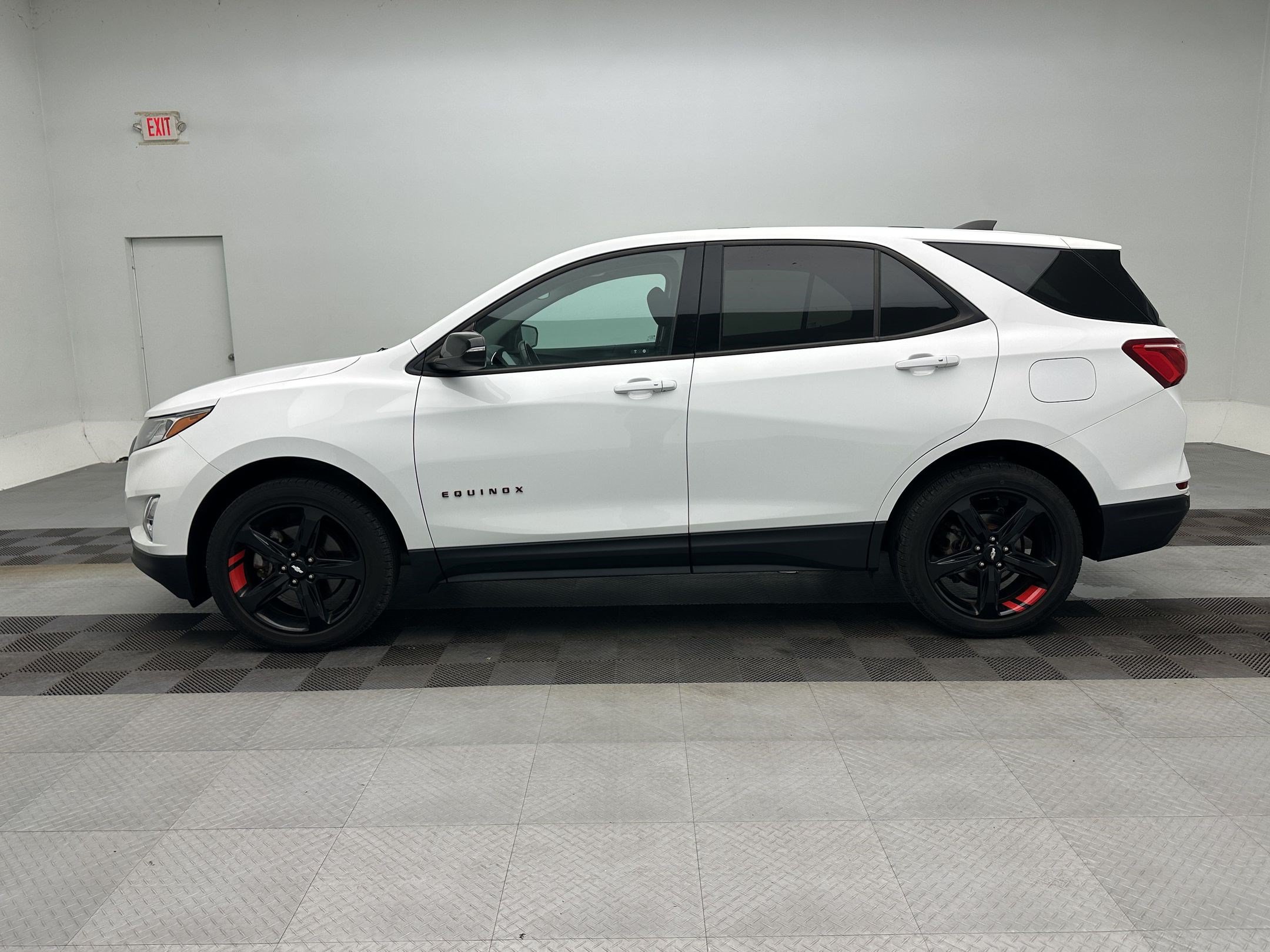 Certified 2019 Chevrolet Equinox LT AWD/4WD image 2