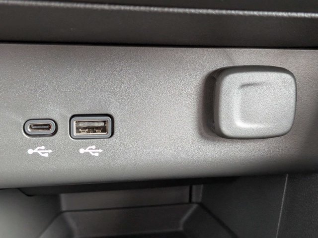 New 2026 Buick Encore GX Preferred w/ Comfort Package FWD image 28