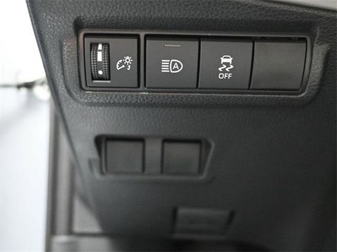 Certified 2026 Toyota Corolla Cross L image 21