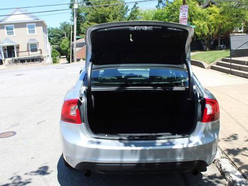 Used 2012 Volvo S60 T5 FWD image 9