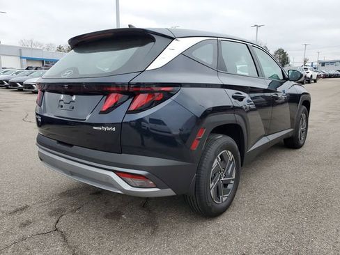 New 2026 Hyundai Tucson Blue SE AWD/4WD image 4