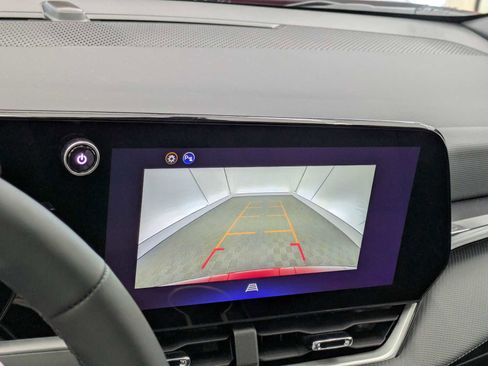New 2026 Chevrolet Equinox LT w/ Convenience Package II AWD/4WD image 28