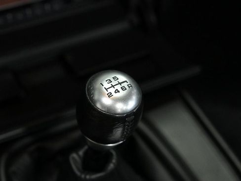 Used 2005 Honda S2000 image 49