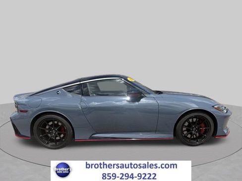 Used 2024 Nissan Z NISMO w/ Floor Mat Package RWD image 8