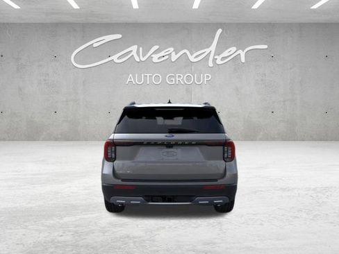New 2026 Ford Explorer Active RWD image 6