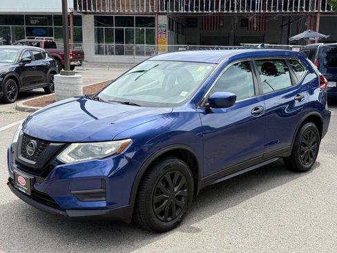 Used 2018 Nissan Rogue S AWD/4WD image 4