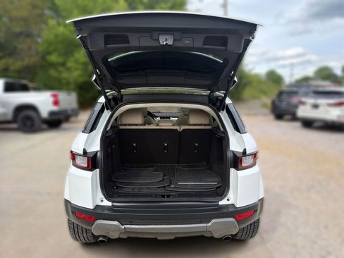 Used 2017 Land Rover Range Rover Evoque SE AWD/4WD image 11