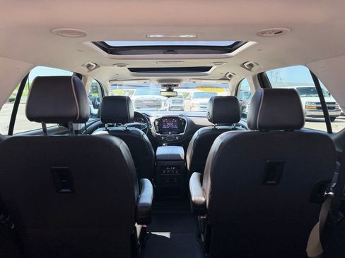 Used 2021 Chevrolet Traverse High Country AWD/4WD image 7