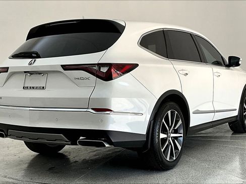 Certified 2026 Acura MDX w/ Technology Package image 15