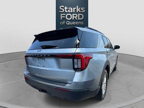 Certified 2025 Ford Explorer Active AWD/4WD image 2