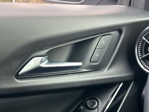 Certified 2025 Chevrolet Equinox LT w/ Safety and Technology Package image 24