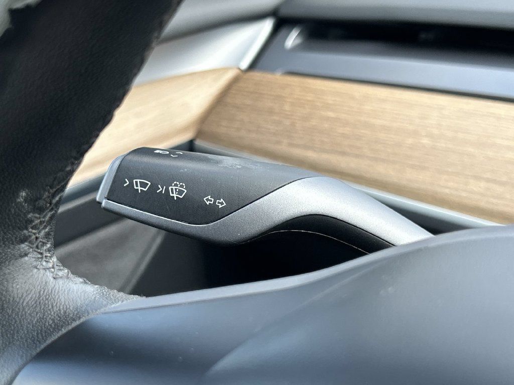 Used 2023 Tesla Model 3 Standard Range RWD image 15