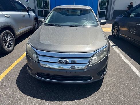 Used 2012 Ford Fusion SE FWD image 2